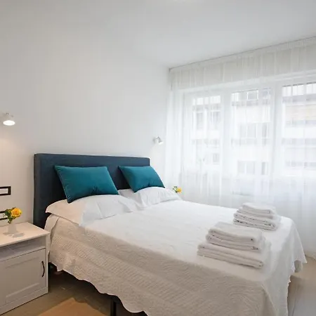 Bb Elite Berchet Bed & Breakfast *