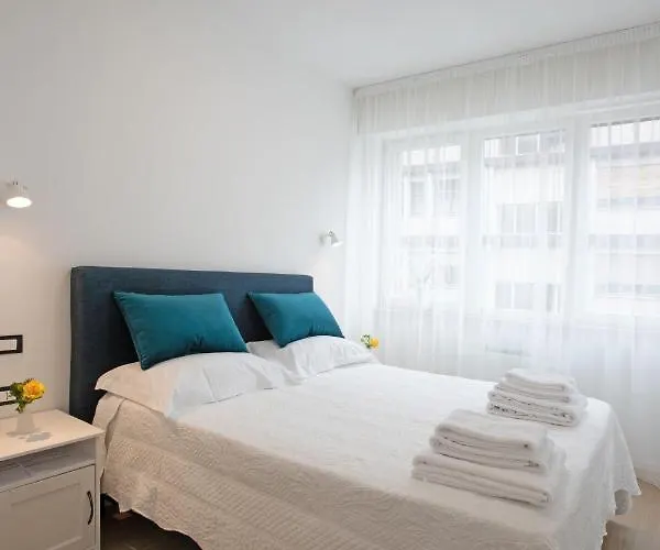 Bb Elite Berchet Bed & Breakfast 3*